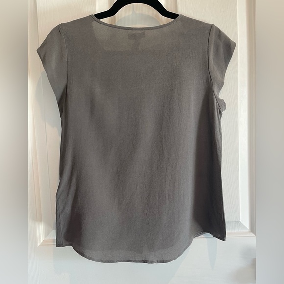 Joie Gray Silk Cap Sleeve Top Size Small - Picture 2 of 8